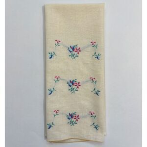 Embroidered Floral Tea Tip Towel Shabby Decor Cottage Core Farmhouse Vintage